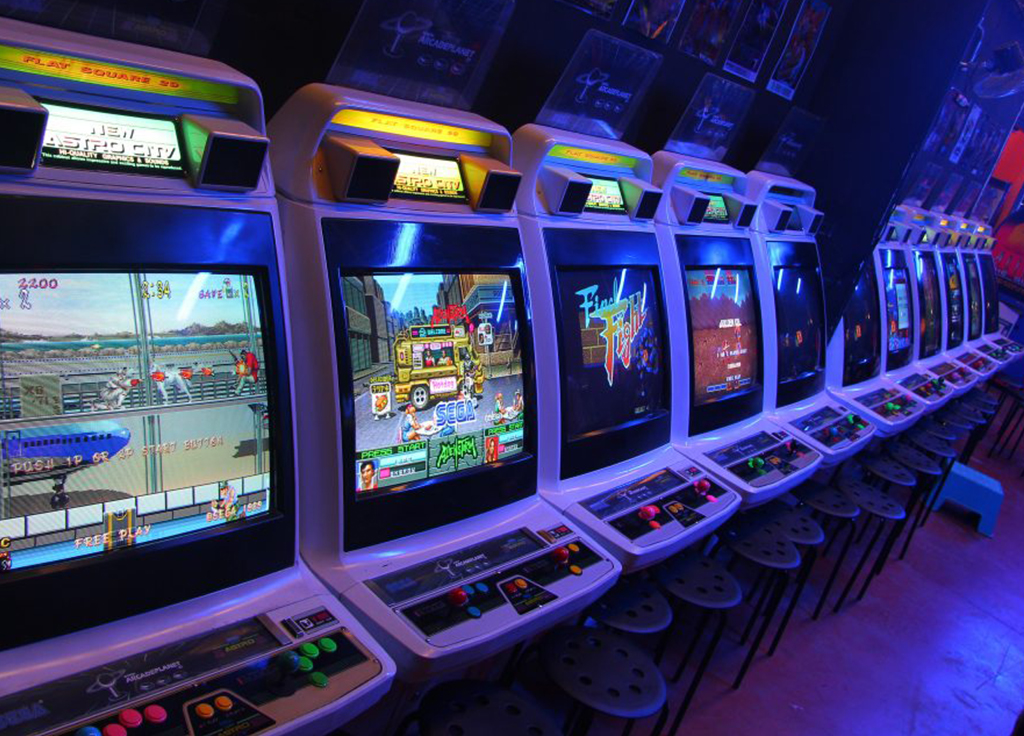 Arcade Planet: cómo preservar nuestra infancia en el salón recreativo más  grande de España